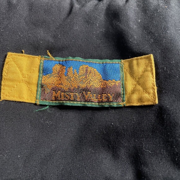 Misty Valley Vintage 80s/90s Abstract Puffer Jacket Women's MEDIUM Black Aztec - Picture 10 of 12